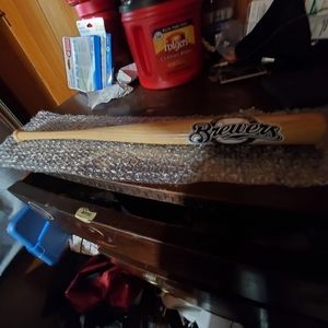 Milwaukee brewers collectibles